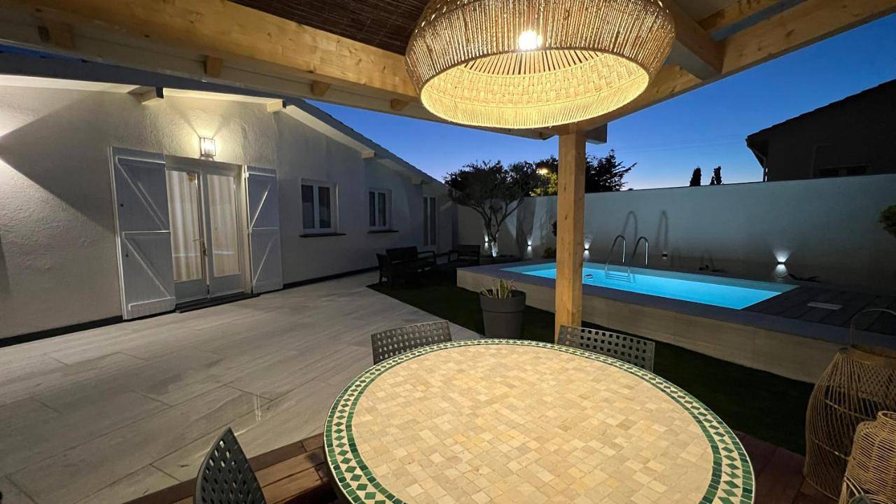 Appartement entier, Villa Altea- Lido Marana - piscine privée exclusive - plage à pied - 3 bedrooms house - private swimming pool - beach access on foot in Lucciana, Région de Bastia