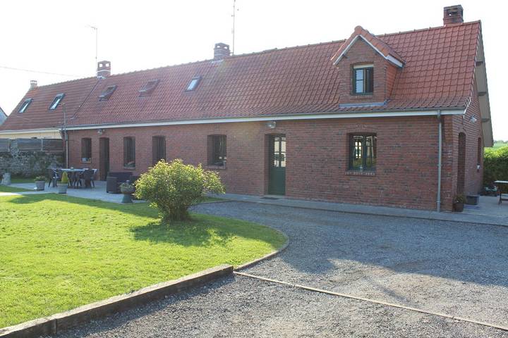 Gîte pour 6 personnes, avec jardin et terrasse - 1