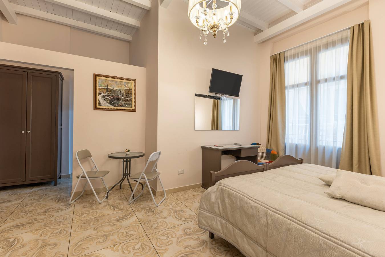 Zimmer 'Al Duomo - Camera Doppia' mit gemeinsamer Terrasse, Wi-Fi und Klimaanlage in Licata, Agrigento Provinz