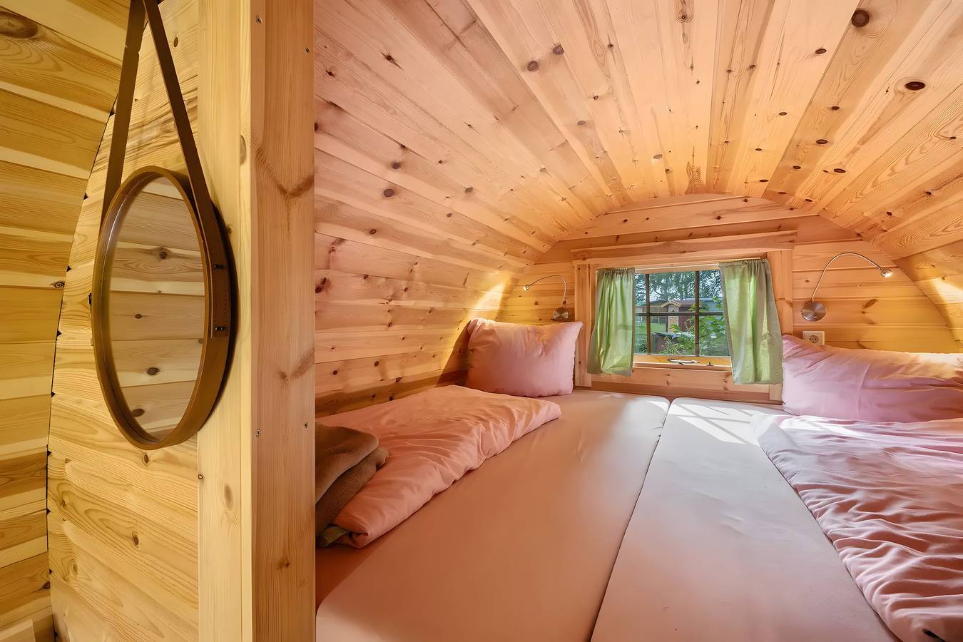 Glamping 'De Olle Uhlhoff' mit gemeinsamer Terrasse, gemeinsamem Garten und Wlan in Barlt, Sankt Michaelisdonn und Umgebung