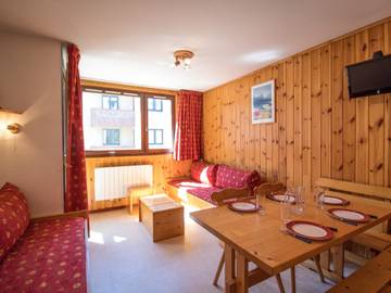 Gîte pour 5 personnes, avec balcon à Lanslebourg-Mont-Cenis