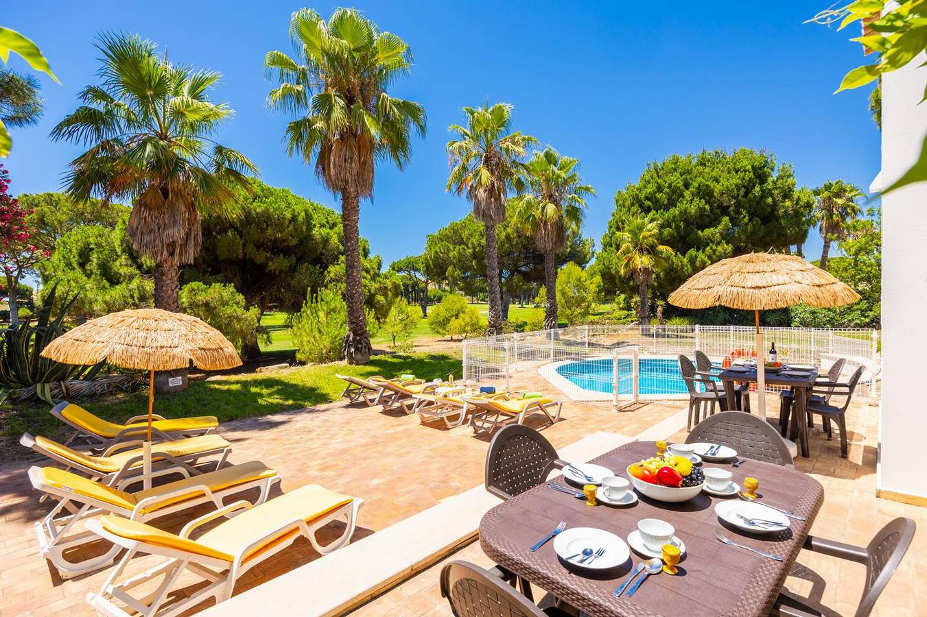 Villa per 9 persone con terrazza in Quarteira, Distretto di Faro