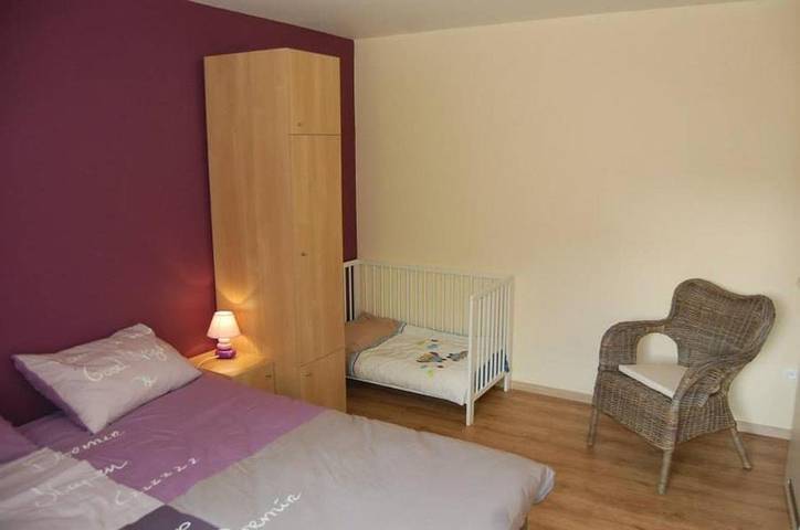 Location de vacances pour 5 personnes, avec jardin, animaux acceptés à Cerfontaine - 4