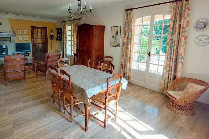 Location de vacances pour 7 personnes, avec jardin et vue à Courthézon - 3