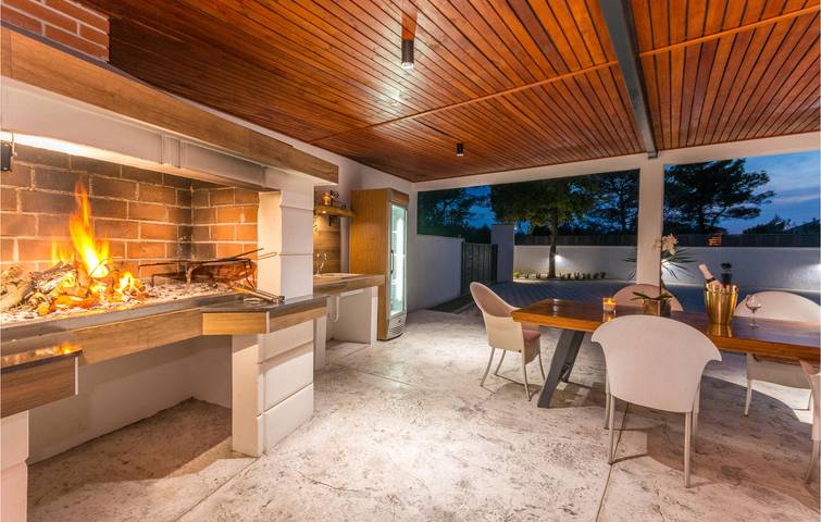 Location de vacances pour 6 personnes, avec terrasse à Biograd na Moru - 4