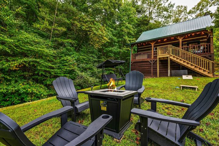 Vacation rental for 7 people, with terrace and pool in Wears Valley