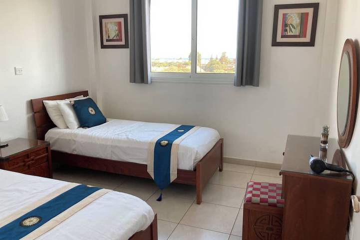 Meer- und Sonnenaufgangsblick. Villa mit privatem Pool und eingezäuntem Kinderspielbereich. in Südzypern