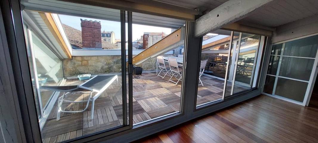 Gîte pour 4 personnes, avec terrasse dans Theatre Femina - 2