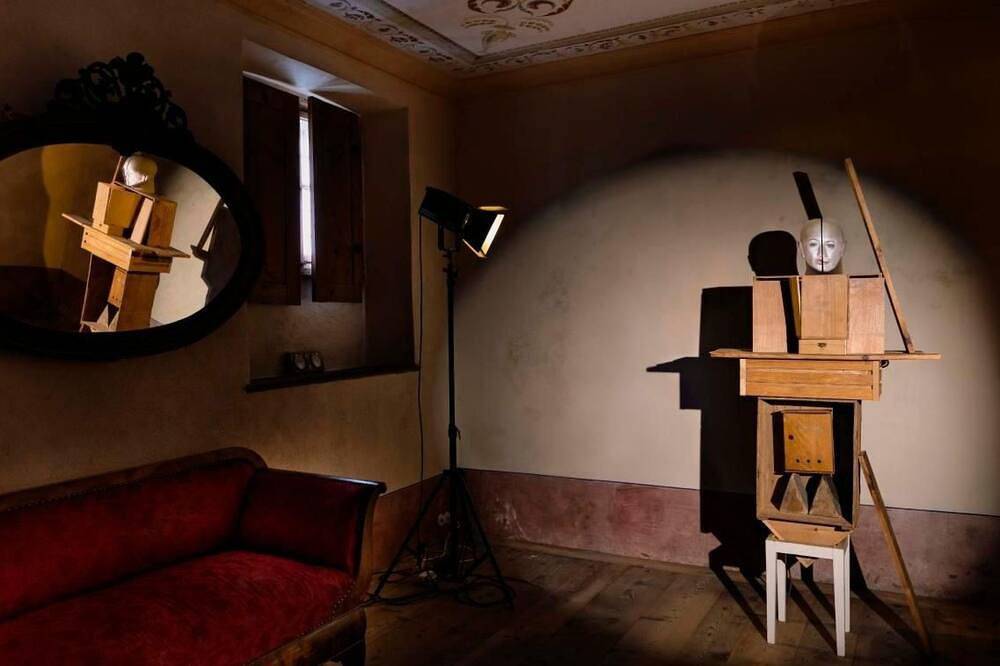 Bündner Zuckerbäckerpalazzo unter Denkmalschutz in Poschiavo, Livigno Alpen