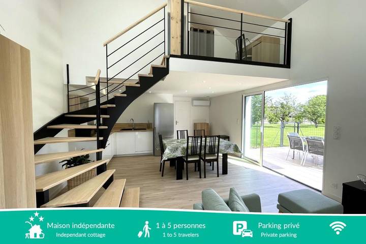 Location de vacances pour 5 personnes, avec jardin et vue à Thorigné-Fouillard