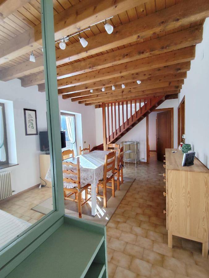 Gîte pour 6 personnes, avec jardin ainsi que terrasse et vue, animaux acceptés à Canal San Bovo - 2
