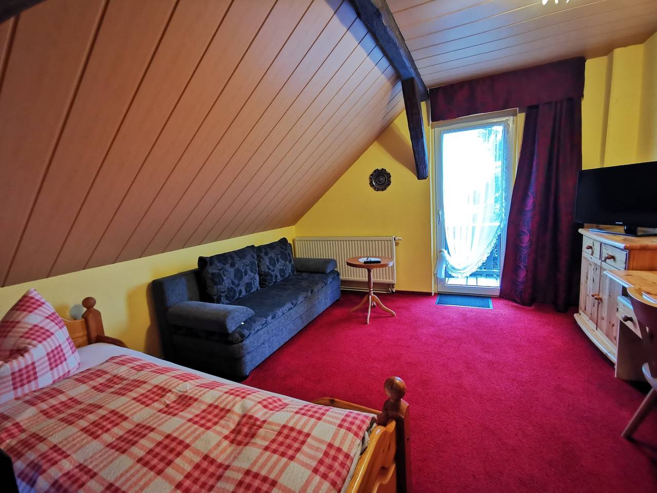 Pension zum Wiesengrund - Doppelzimmer in Angermünde, Unteres Odertal