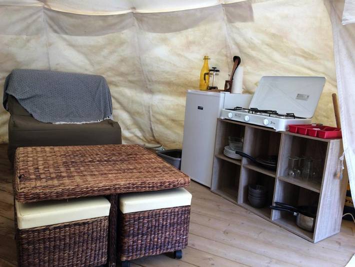 Tente pour 4 personnes, avec terrasse ainsi que vue et jardin dans les Hautes-Pyrénées - 4