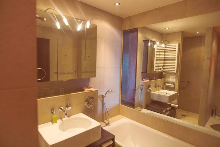 Hôtel pour 3 personnes, avec jardin et sauna à Damme - 4