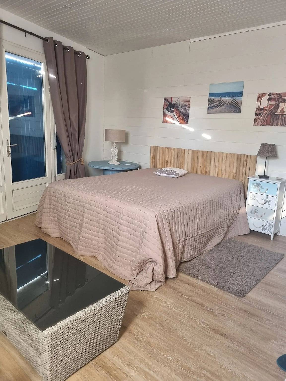 Encantadora casa de vacaciones en La Brée-les-Bains con terraza in La Brée-les-Bains, Côte de Beauté