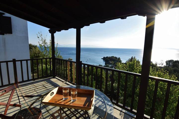 Ferienhaus für 8 Personen, mit Ausblick und Garten sowie Meerblick am Pilion - 2