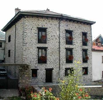 Apartamento entero, Apartamentos Casa Isabale in Biescas, Pirineo Aragonés