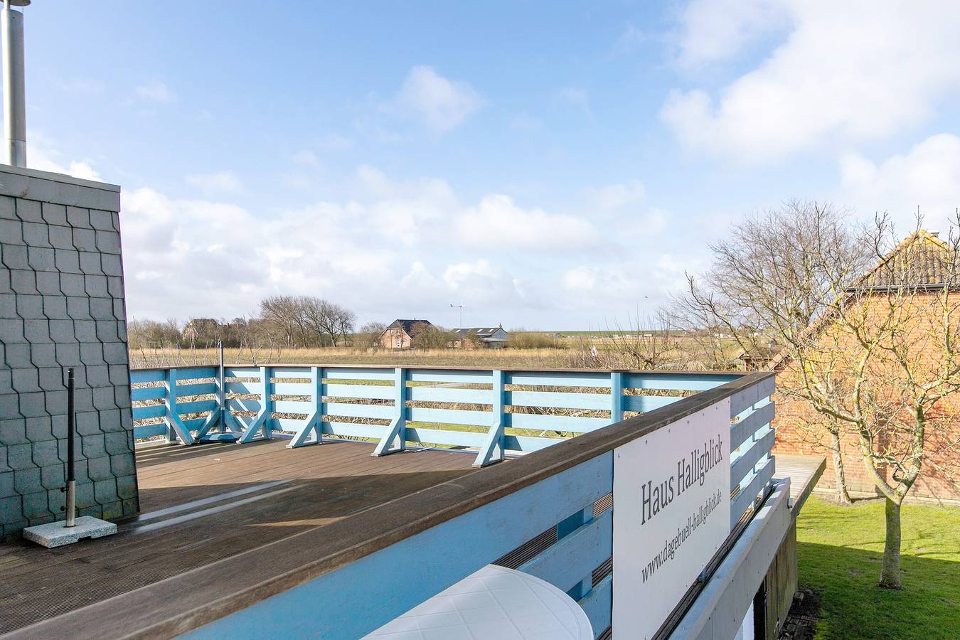 Ganze Wohnung, Apartment 'Fewo 4 Langeneß' mit Terrasse, Gemeinschaftsgarten und Wlan. Platz für bis zu 3 Gäste in Dagebüll, Nordseeküste