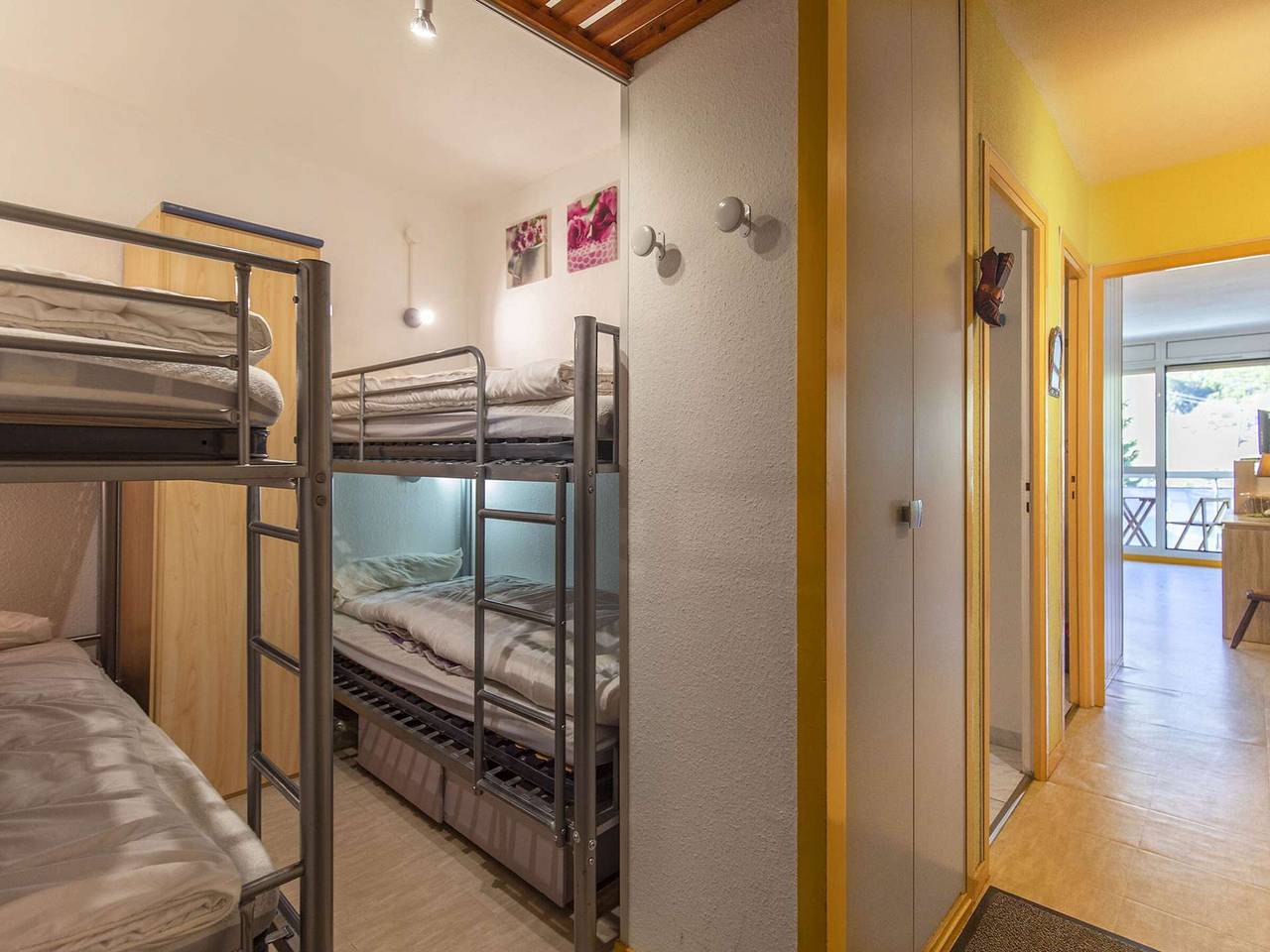 Estudio entero, Estudio cabina para 6 personas, cerca de pistas, balcón, admite mascotas, parking in Gourette, Eaux-Bonnes