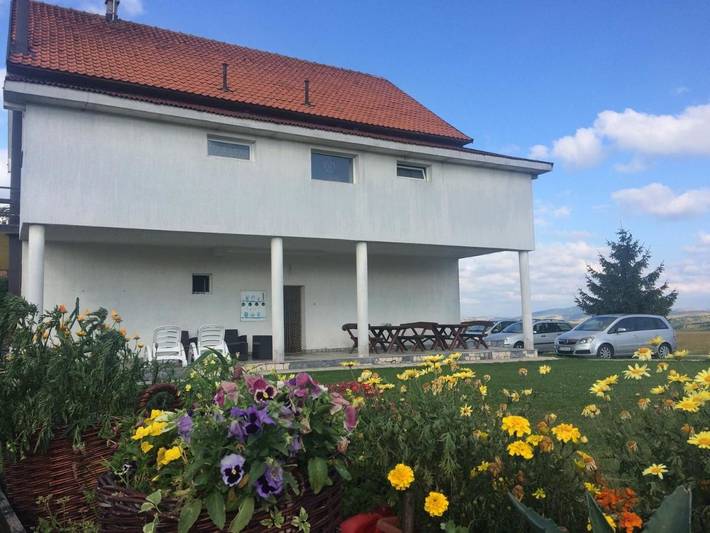 Appartement de vacances pour 2 personnes, avec jardin ainsi que vue et terrasse