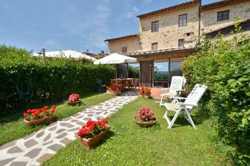 Gîte pour 2 personnes, avec jardin et piscine à Colle di Val d'Elsa