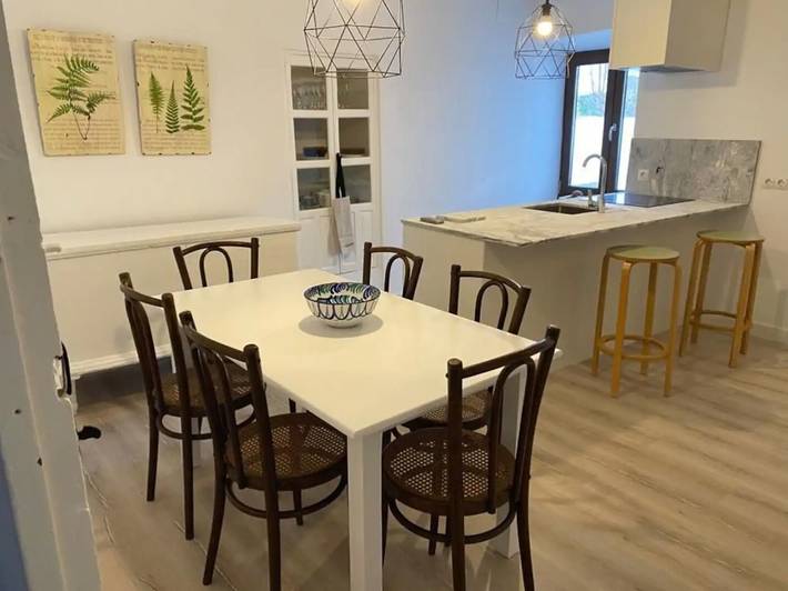 Holiday Home “Astarte House 6pax down” with Garden; Street Parking Available in Galera, Geoparque de Granada