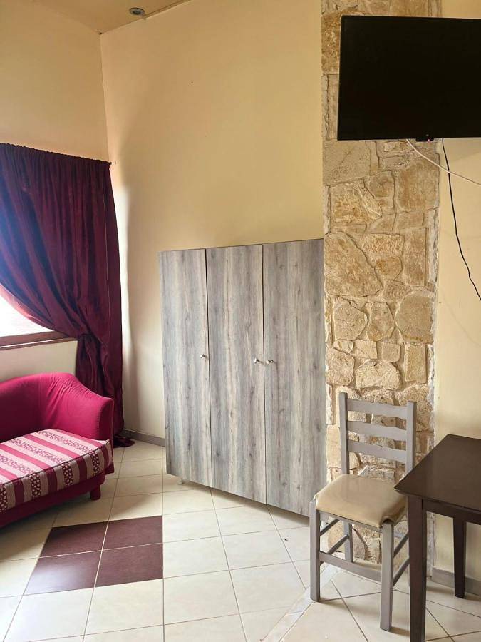 Camping für 6 Personen, mit Pool und Kinderpool sowie Ausblick und Garten, mit Haustier auf den Peloponnes - 2