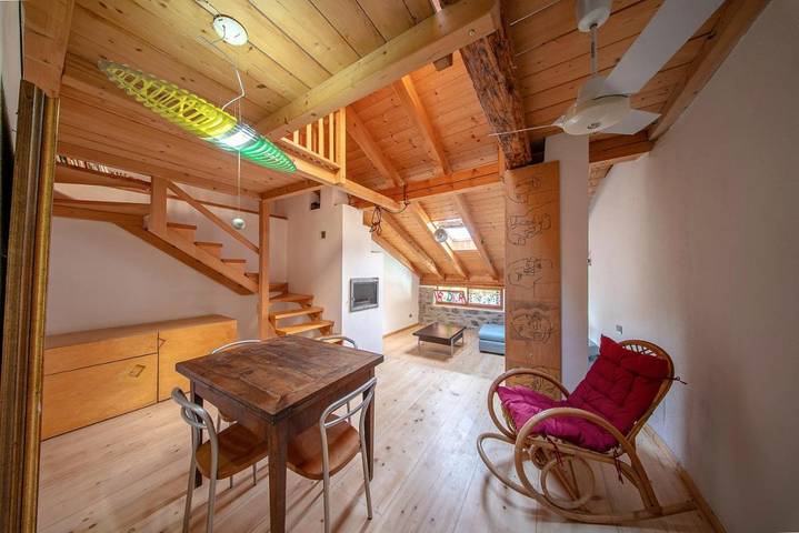 Appartamento per 5 persone, con Balcone a Levico Terme