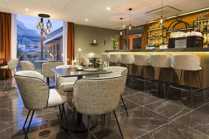 Hôtel pour 4 personnes, avec terrasse et vue à Saint-Jean-de-Maurienne - 4