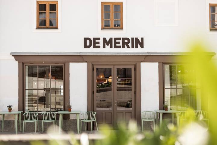 Hotel für 4 Personen, mit Terrasse und Garten sowie Sauna und Ausblick in Straden