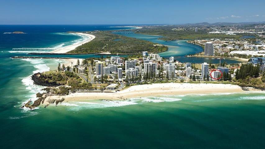 Holiday rental for 4 people, with balcony/terrace and pool in Coolangatta