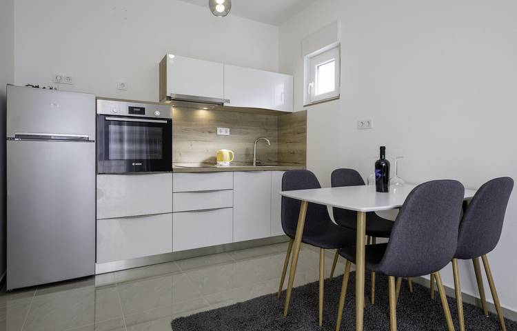 Appartamento per 3 persone a Rab