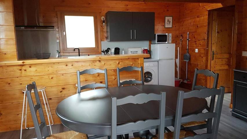 Location de vacances pour 6 personnes, avec terrasse et vue ainsi que vue sur le lac et piscine à Saint-Germain-de-Tallevende-la-Lande-Vaumont - 3
