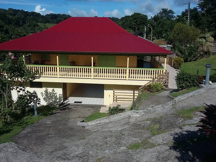 Gîte pour 4 personnes, avec jardin et terrasse