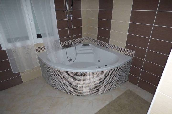 Location de vacances pour 4 personnes, avec jacuzzi et jardin à Saint-Germain-du-Seudre - 4