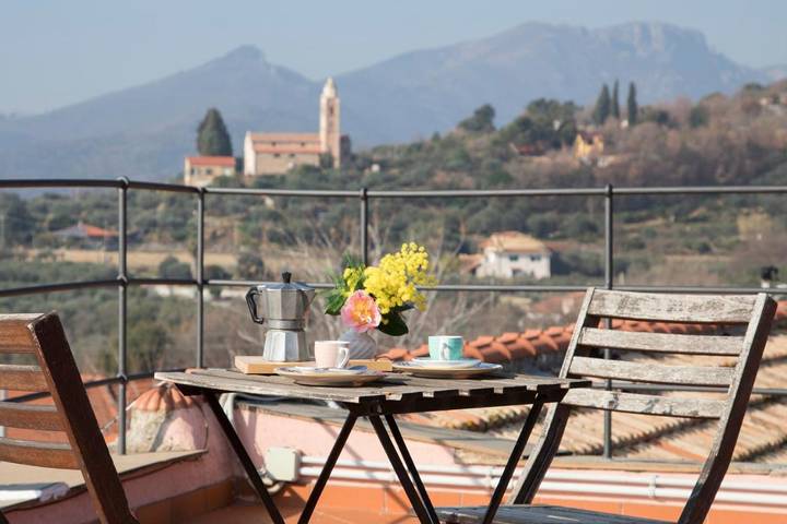 Gîte pour 2 personnes, avec terrasse et vue à Albenga - 4