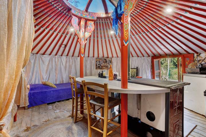 Yourte bien etre tout confort avec bain nordique in Quimper, Région de Quimper