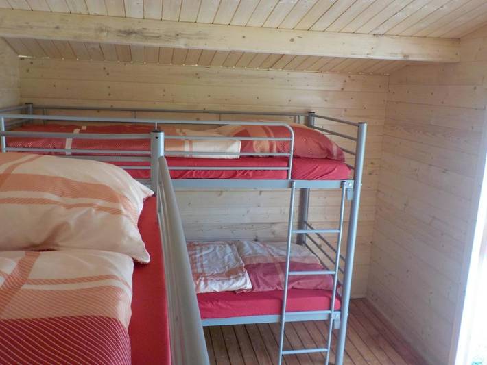Camping für 4 Personen, mit Terrasse und Garten in Bayern - 3