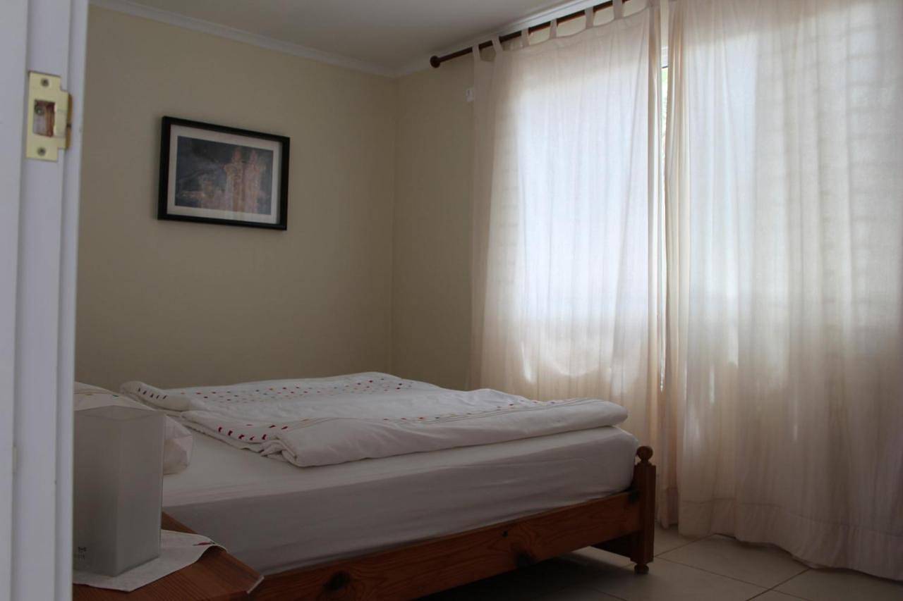 Ganze Wohnung, Villa Niki mit beheiztem Gemeinschaftspool für 2 Appartments in Las Breñas, Yaiza