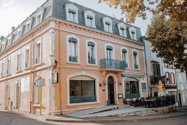 Hôtel pour 3 personnes, avec balcon et vue
