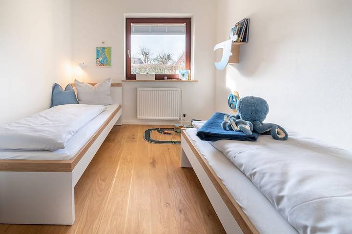 Ferienhaus Urlaubinsicht– Familienglück zwischen Hafen, Wattenmeer und Nordsee in Tönning, Halbinsel Eiderstedt