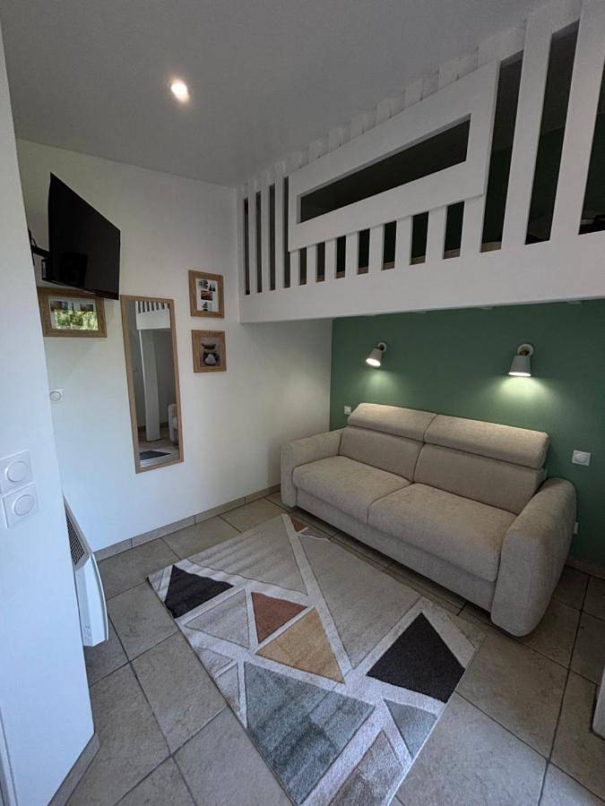 Gîte pour 3 personnes, avec Terrasse dans Aeroport Paris Beauvais