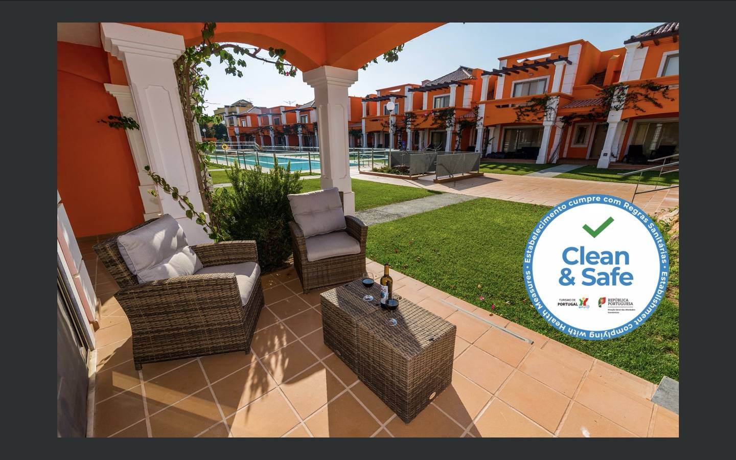 Ferienhaus 'Anis Lux Tavira Residence 5Q' mit Gemeinschaftspool, Wlan & Klimaanlage in Freguesia da Luz de Tavira, Parque Natural da Ria Formosa