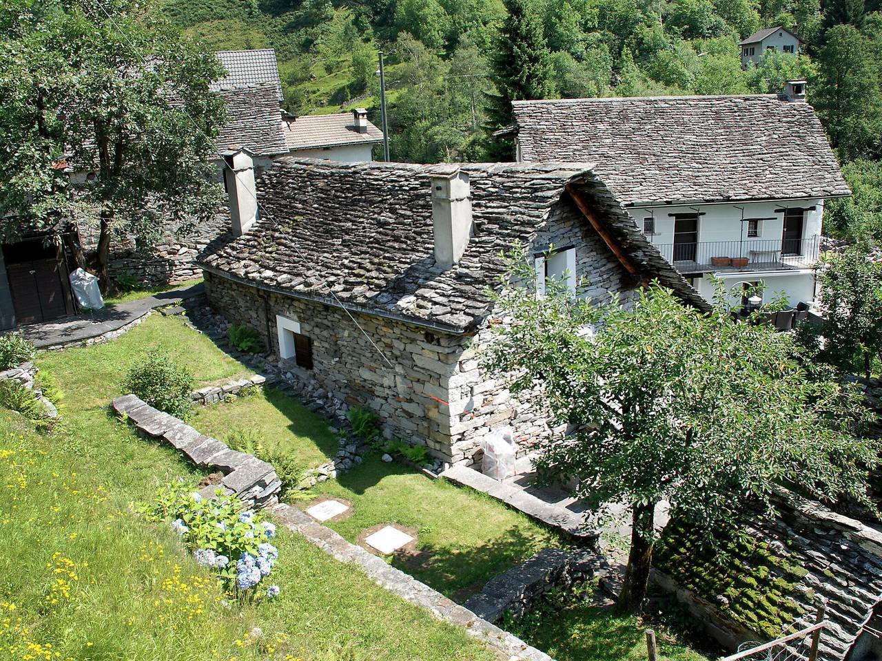 La Formighera - La Formighera 100.1 in Cugnasco-Gerra, Alpes tessinoises