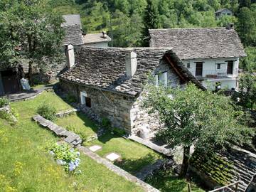 Ferienhaus für 6 Personen, mit Garten im Tessin