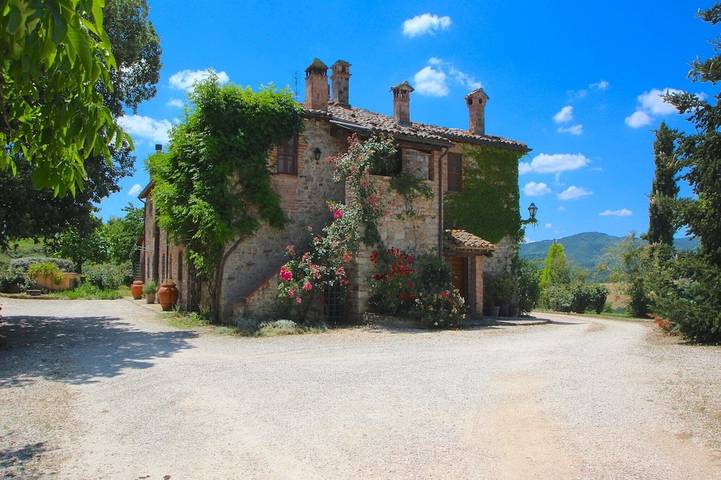 Agriturismo per 5 persone, con giardino e sauna in San Venanzo