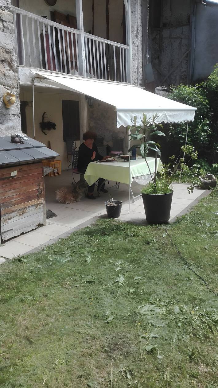 Location de vacances pour 8 personnes, avec jardin à Ercé - 4