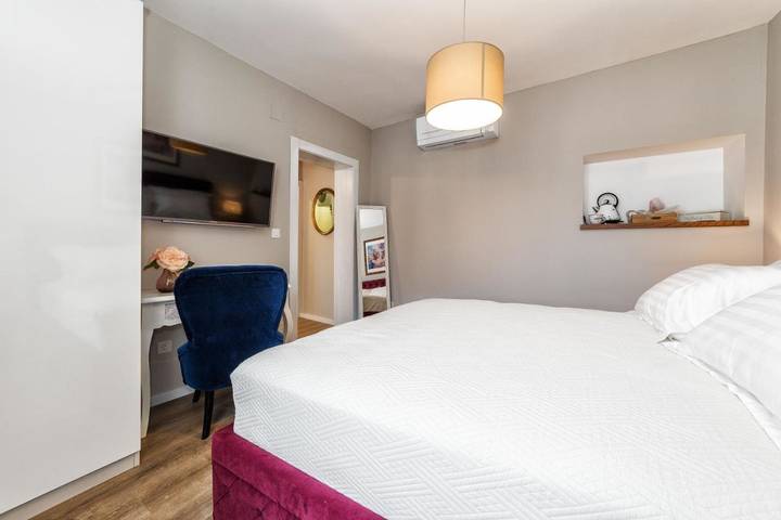 Maison d’hôte pour 2 personnes, avec terrasse et vue à Šibenik - 2