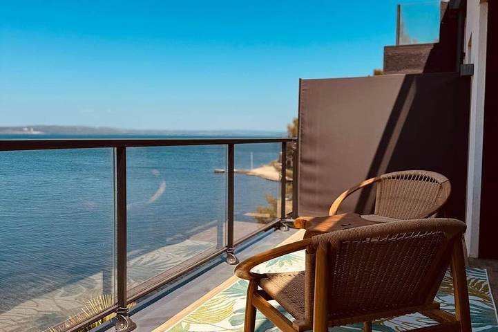 Gîte pour 2 personnes, avec sauna et balcon à Saint-Mitre-les-Remparts - 4