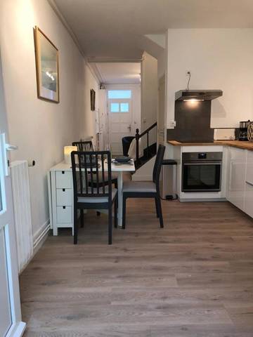 Location de vacances pour 8 personnes, avec jardin à Vendeuvre-sur-Barse